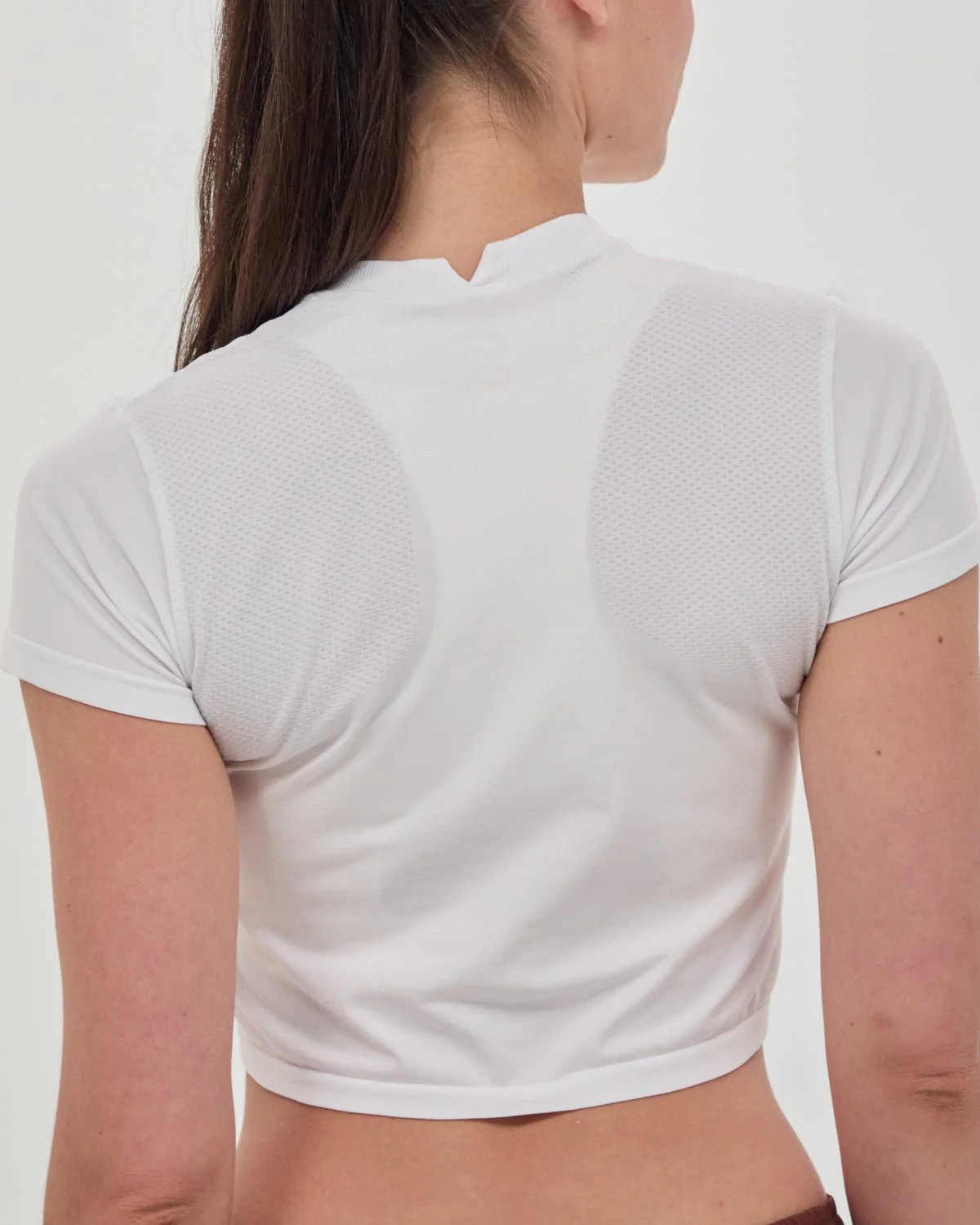Bandit Mercury Seamless™ Women's Crop Tee - White - Image 3