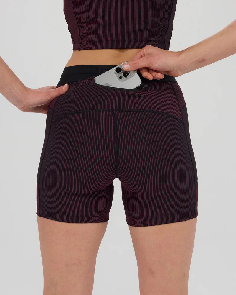 Bandit Striped Cadence™ 5" Compression Shorts - Black with Fig