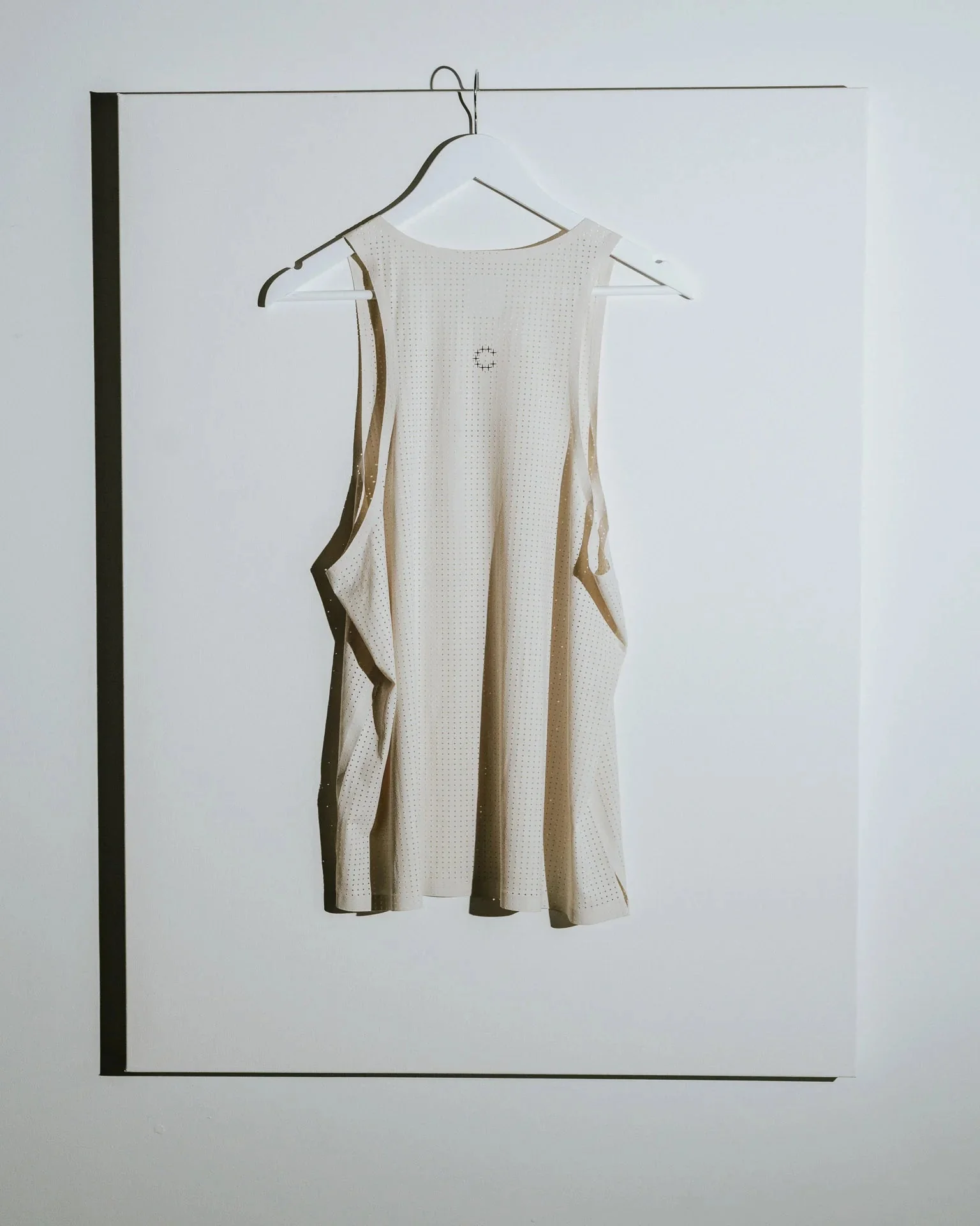 Currently C-R™ Pro Singlet - Off-White - Image 4
