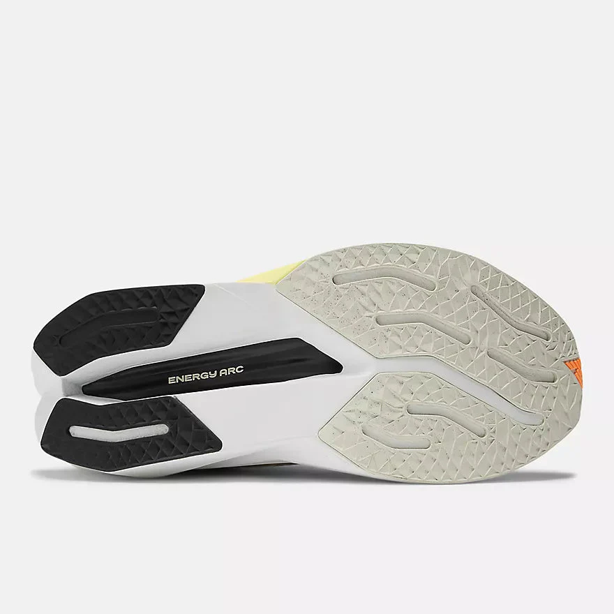 New Balance Women's FuelCell SuperComp Trainer v3 – Angora with Hot Mango and Black - Image 3
