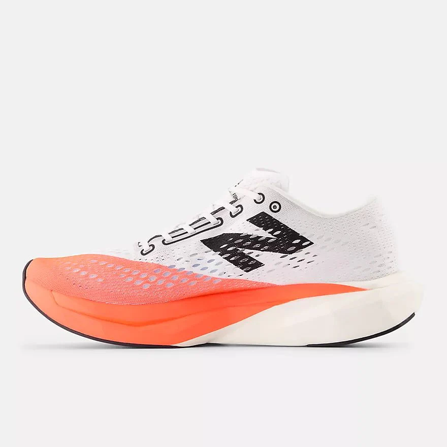 New Balance Women's FuelCell SuperComp Pacer v2 – Urgent Red - Image 2