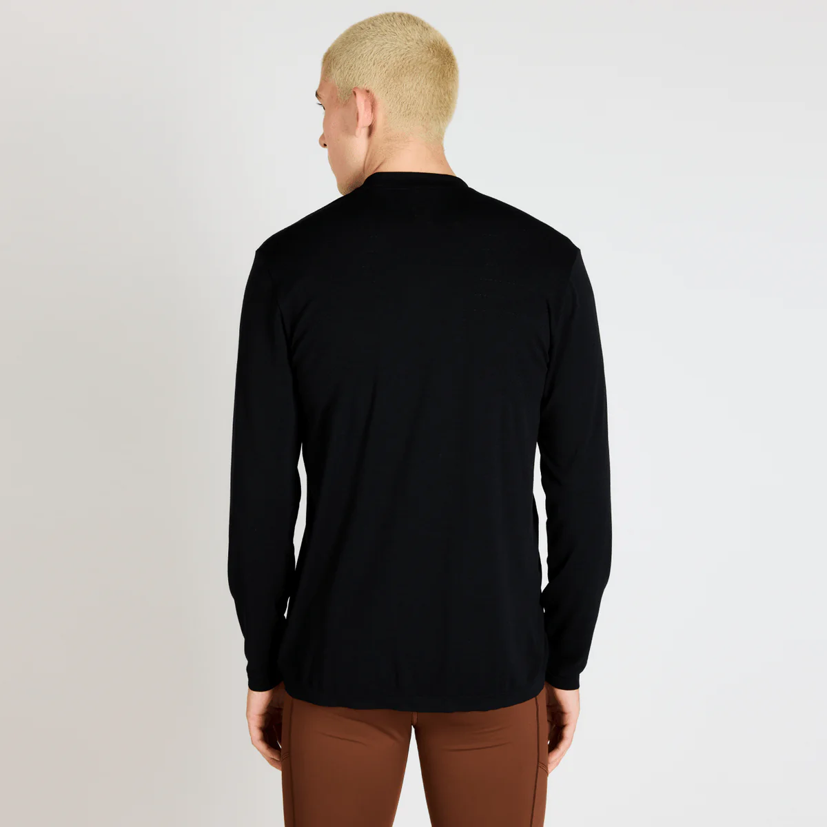 Bandit Stratum Seamless™ Men's Seamless Long Sleeve - Black - Image 3