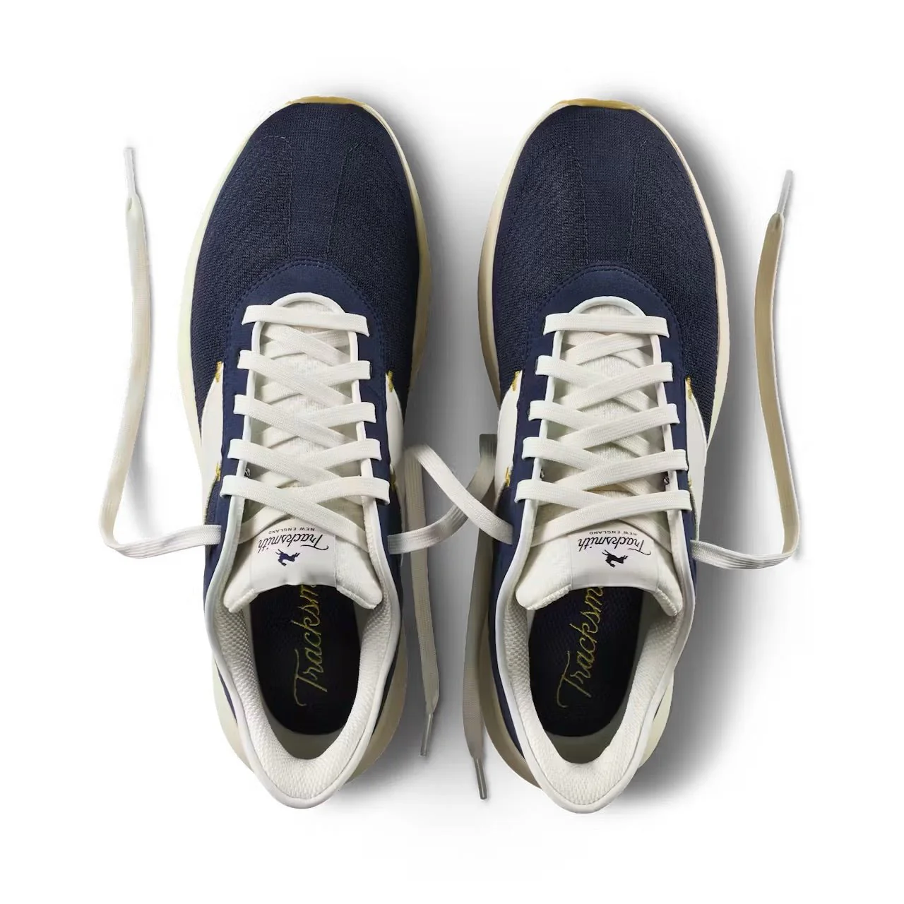 Tracksmith Eliot Runner - Unisex - Navy/Ivory/Ivory - Image 3