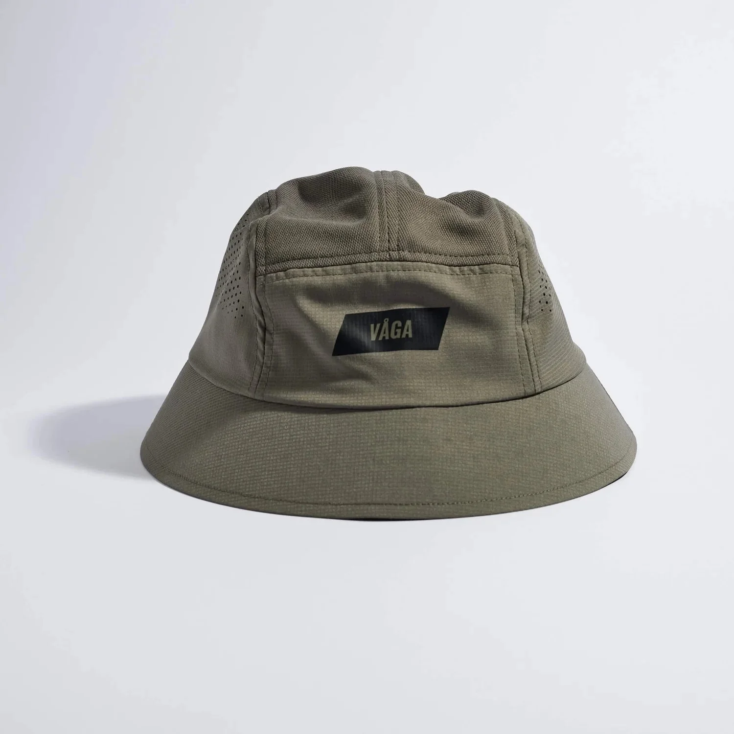 VÅGA Feather Bucket Hat – Taupe