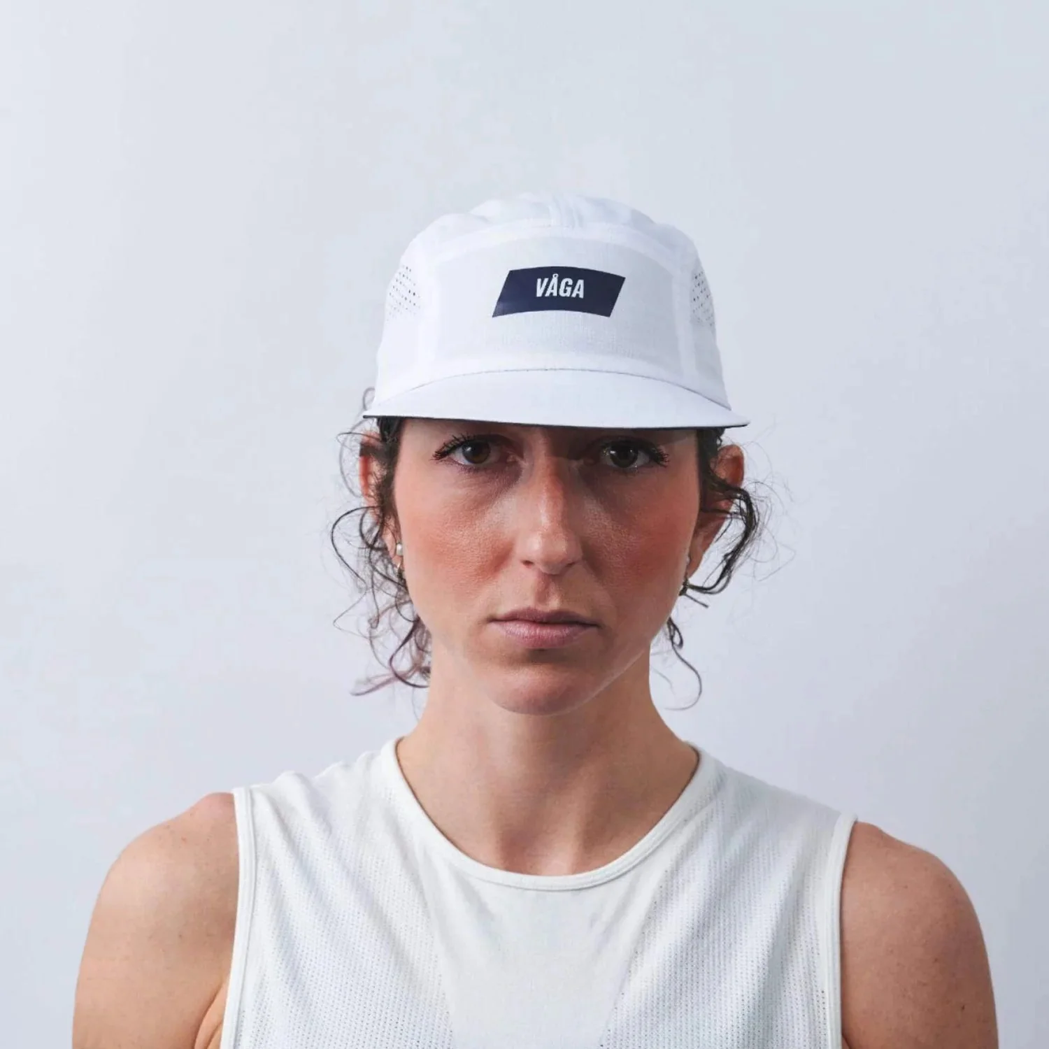 VÅGA Feather Racing Cap – White - Image 3