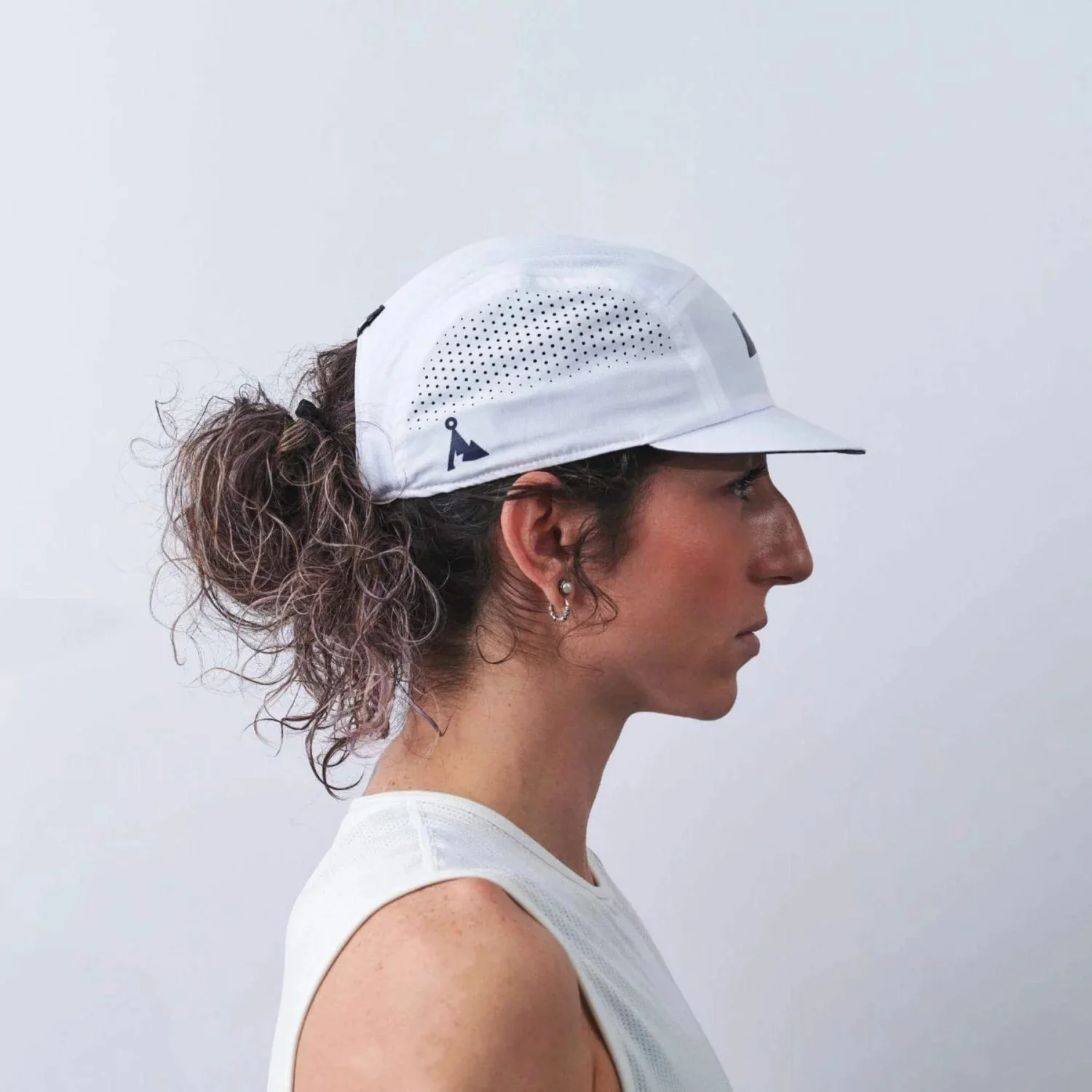 VÅGA Feather Racing Cap – White - Image 5