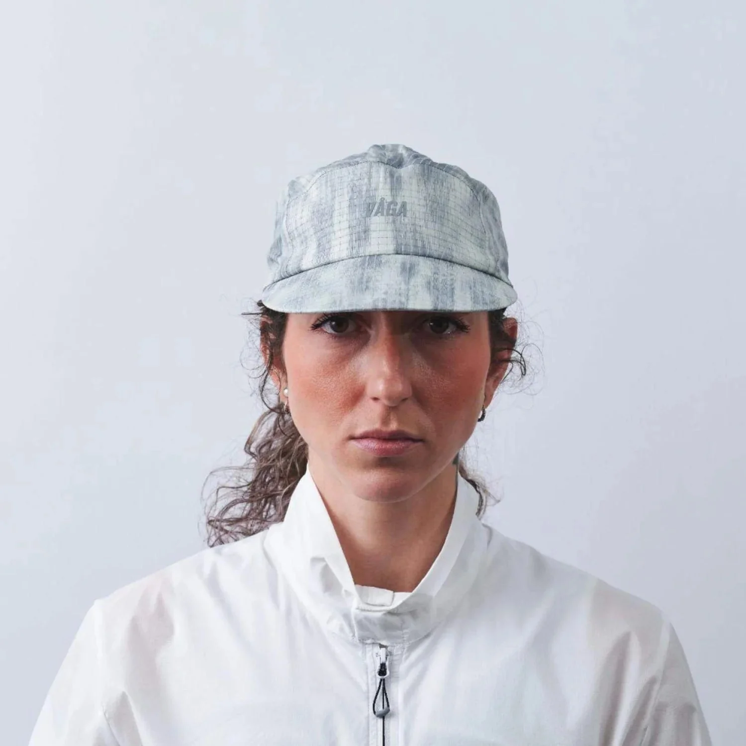 VÅGA Night Club 2.0 – Light Grey / Silver - Image 5